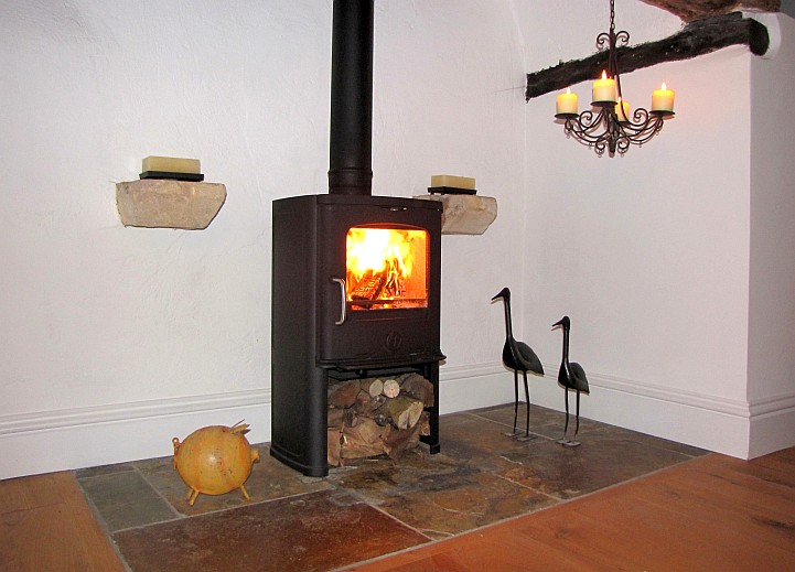 New efficient stove installed by Fotheringhay Woodburners HETAS installer