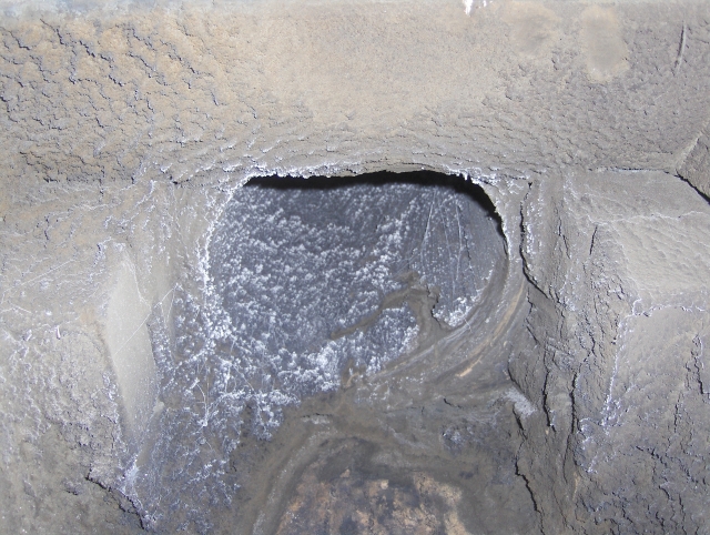 Inverted clay chimney liners need relining during installation of multifuel stove