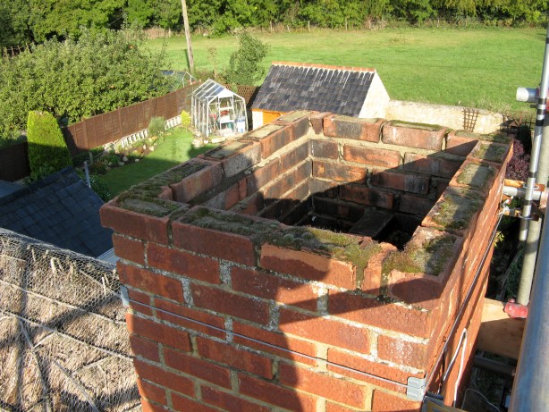 Chimney needing repairs to brickwork